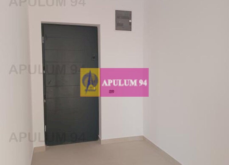 Case SABA RESIDENCE Sabareni, in apropierea padurii